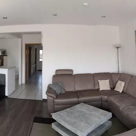 Modern Ausgestattetes Mit Terrasse Дом отдыха *